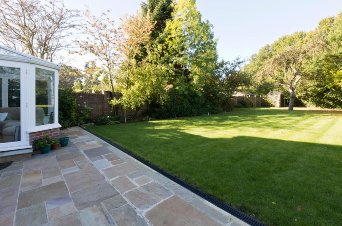 Leafy Suburban Bed And Breakfast Northwood  Esterno foto