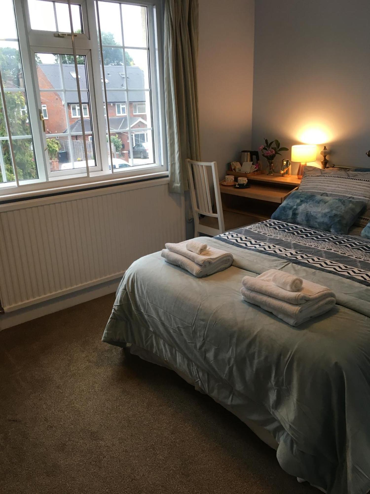 Leafy Suburban Bed And Breakfast Northwood  Esterno foto